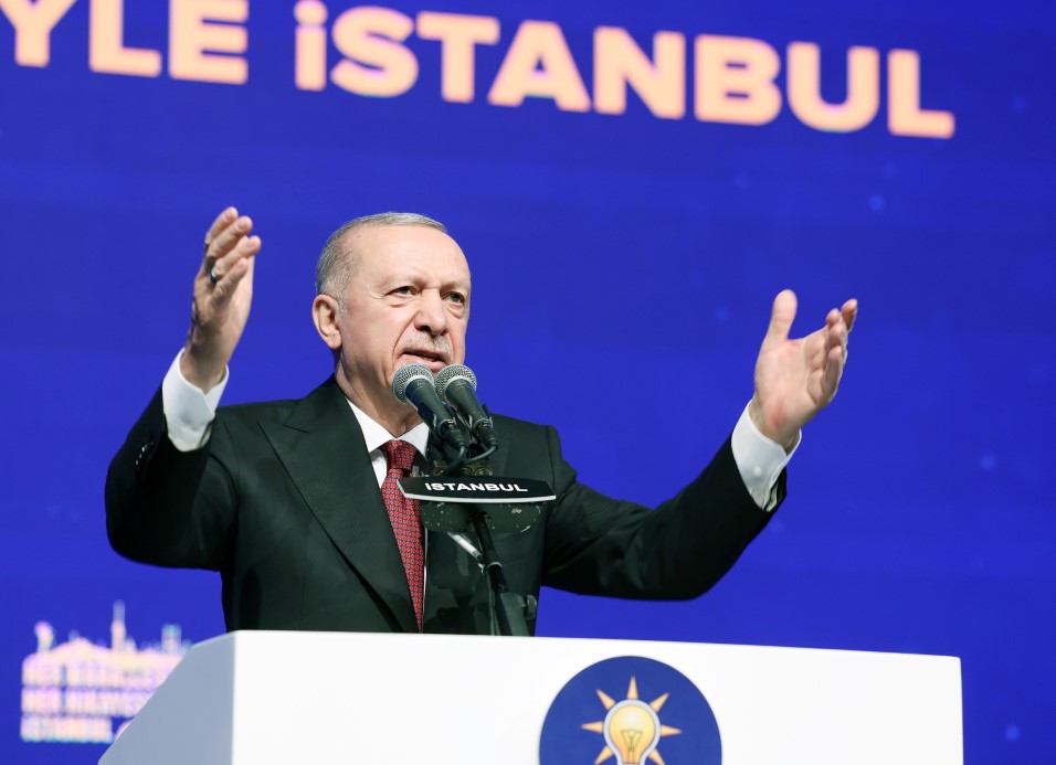 Cumhurbaşkanı Recep Tayyip Erdoğan, İstanbul’da düzenlenen ‘Her Mahallesiyle İstanbul’ programına