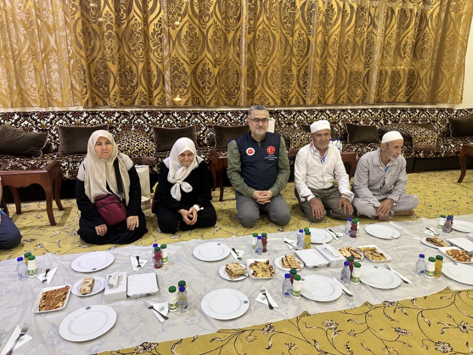 Bursa’nın Orhaneli ilçesinde yaşayan Sevinç ve Çiçek aileleri, köyde çok