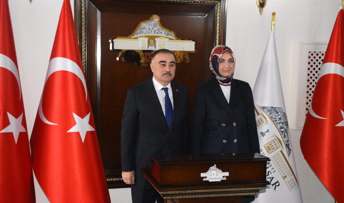 AFYONKARAHİSAR (AA) – Azerbaycan'ın Ankara Büyükelçisi Reşad Memmedov, Afyonkarahisar'da ziyaretler