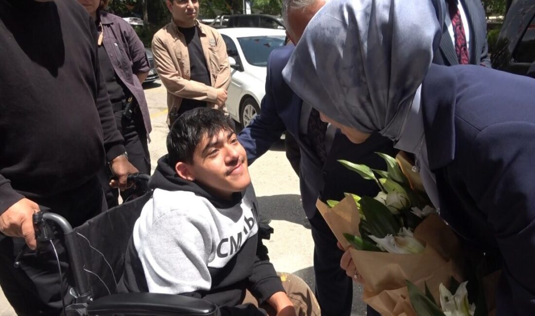 Aile ve Sosyal Hizmetler Bakanı Mahinur Özdemir Göktaş, Bilecik’te karşılaştığı