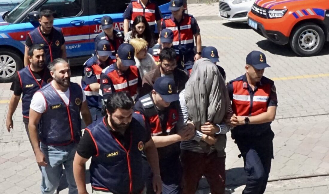Muğla'nın Fethiye ilçesinde bir kişinin evinde silahla öldürülmesiyle ilgili gözaltına