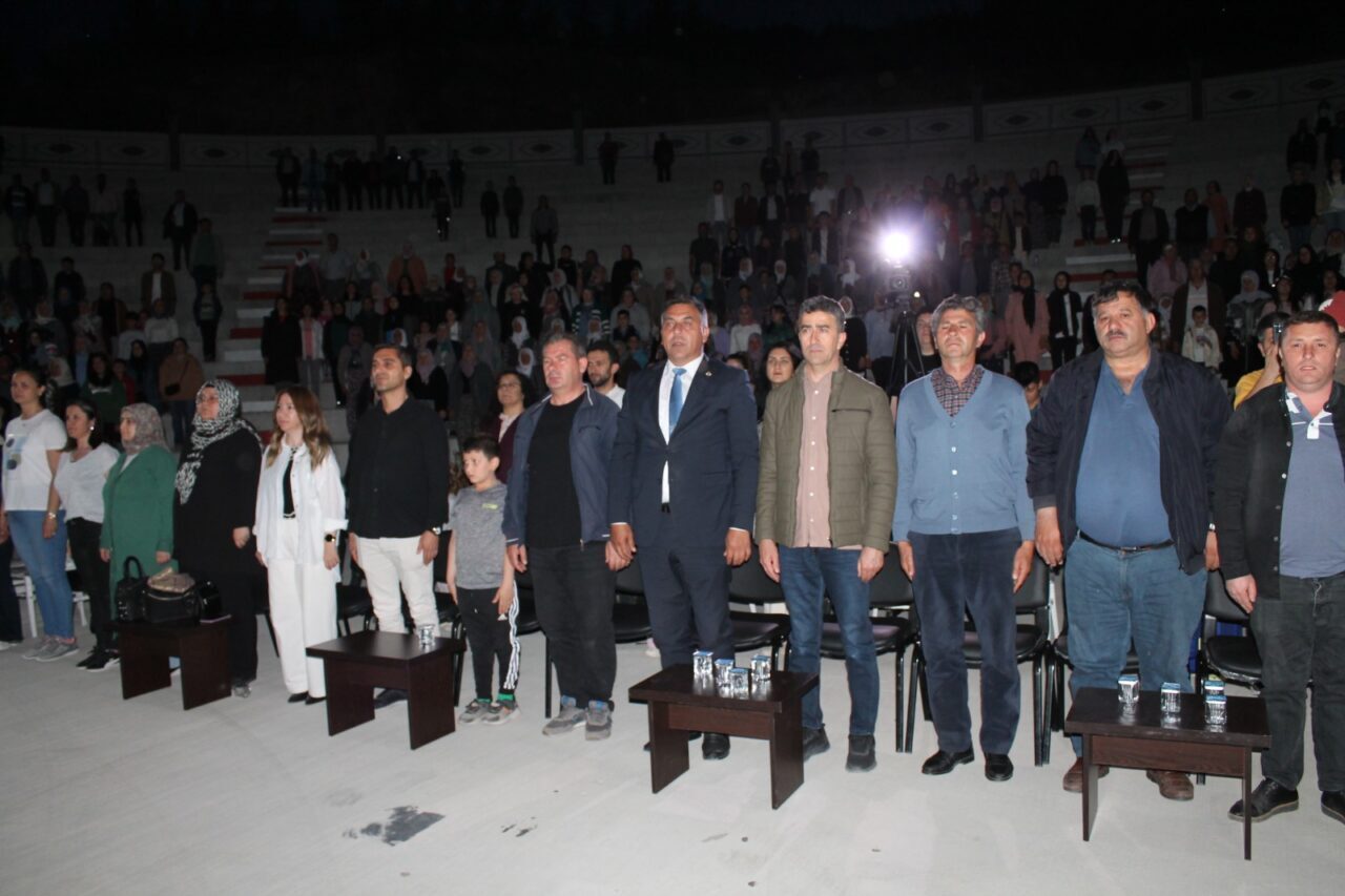 AFYONKARAHİSAR (AA) – Çay Pazarağaç Ali Necip Altan Ortaokulu ve