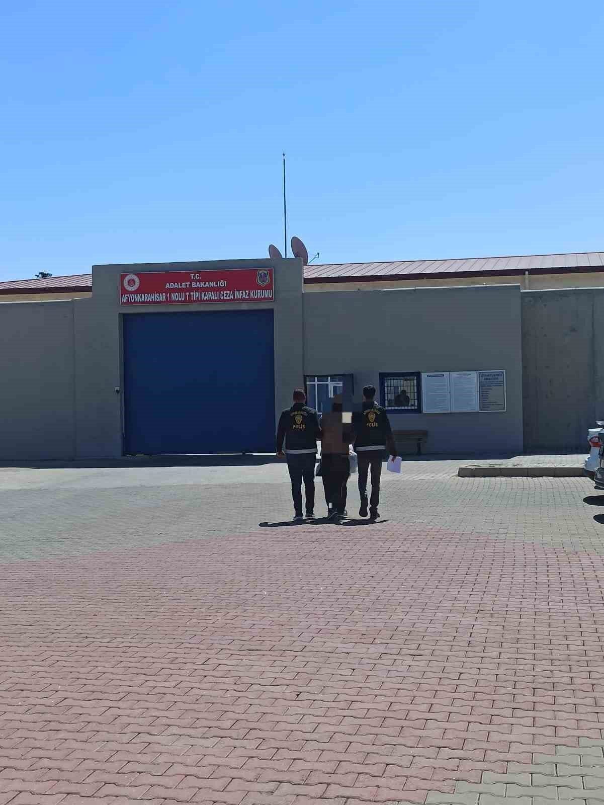 Afyonkarahisar’da kasten öldürme suçu başta olmak üzere çeşitli suçlardan 16