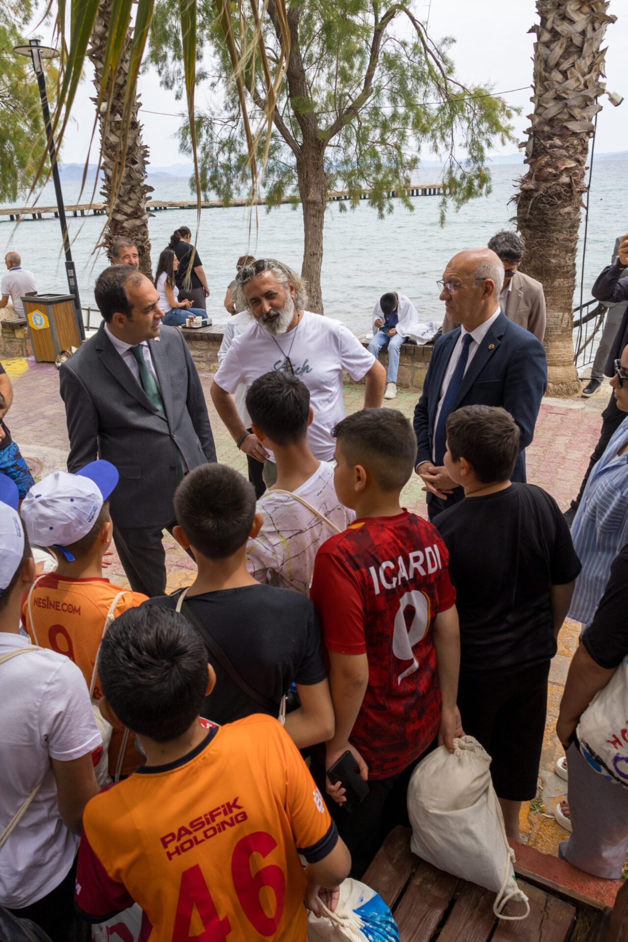 Muğla’nın Datça ilçesinde depremzede çocuklar denizle buluştu. Kahramanmaraş’ın Nurhak ilçesinden