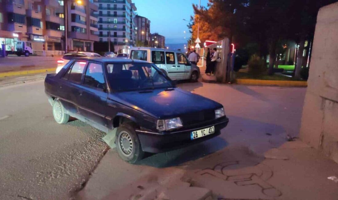 Eskişehir’de bir araca çarpıp 13 kilometre kaçan ve kaza yaparak