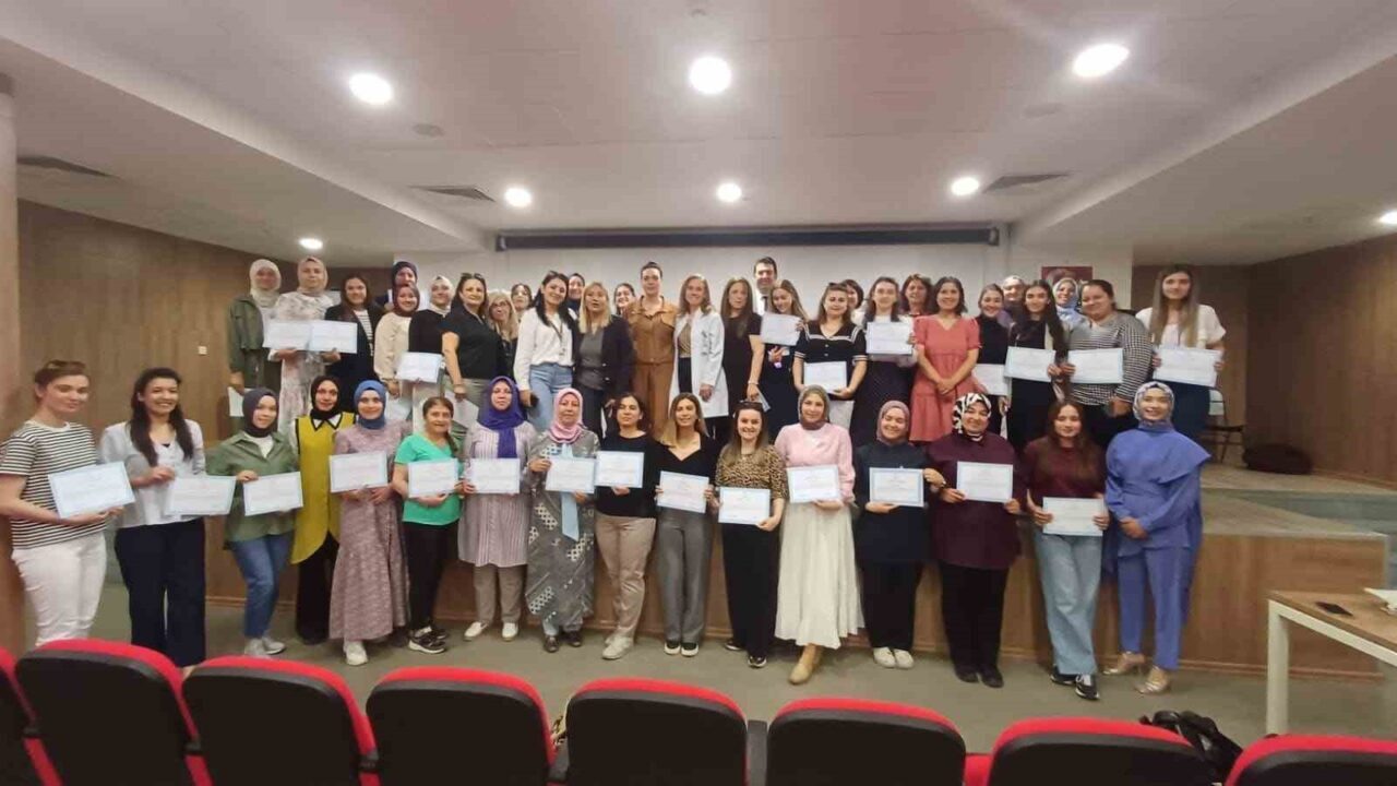 Sağlık Bakanlığı’nın "Doğal Olan Normal Doğum" temasıyla uygulamaya koyduğu Normal
