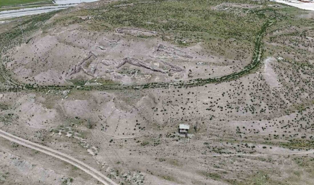 Eskişehir’deki Şarhöyük-Dorylaion’da arkeolojik kazı çalışmaları devam ediyor. Kazı Başkanı Anadolu