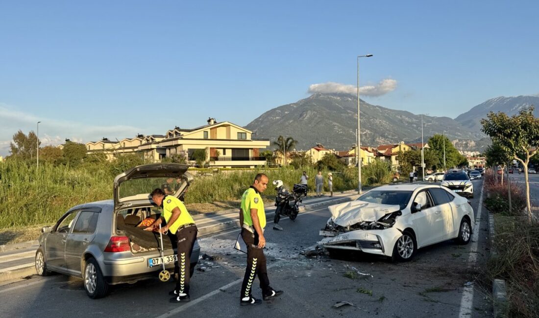 Muğla’nın Fethiye ilçesinde iki otomobilin çarpışması sonucu 1 kişi yaşamını