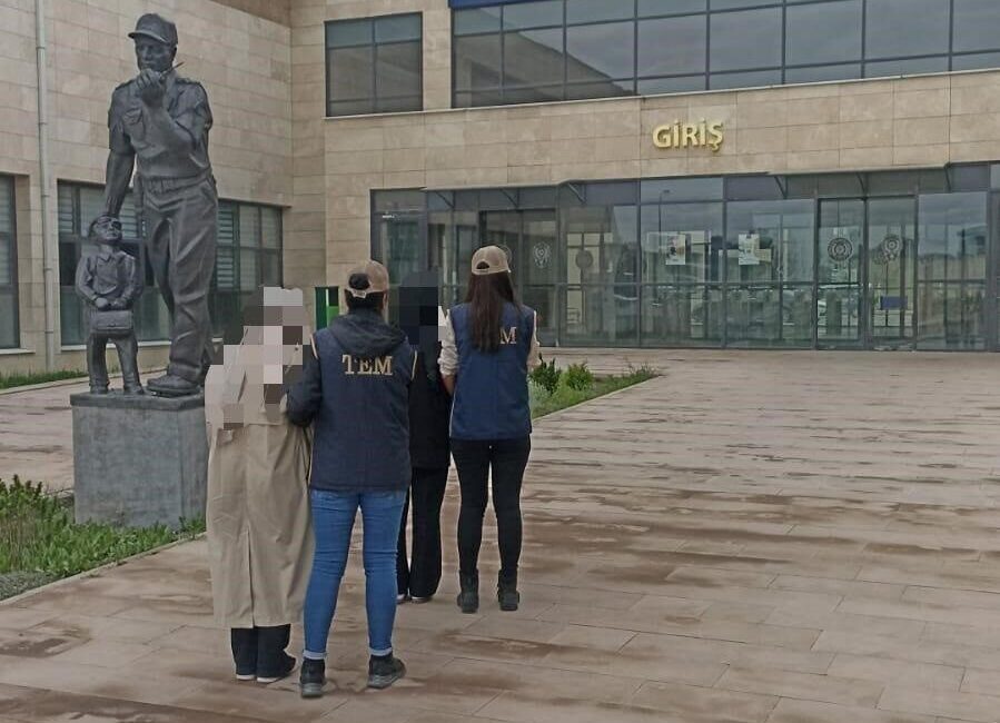 Fetullahçı Terör Örgütü’nün (FETÖ) yurt dışı eğitim kamplarına katıldıkları tespit