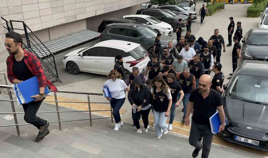 Fuhuş Çetesine Darbe: Eskişehir’de 4 Tutuklama Eskişehir merkezli fuhuş operasyonunda gözaltına alınan ve adliyeye sevk edilen