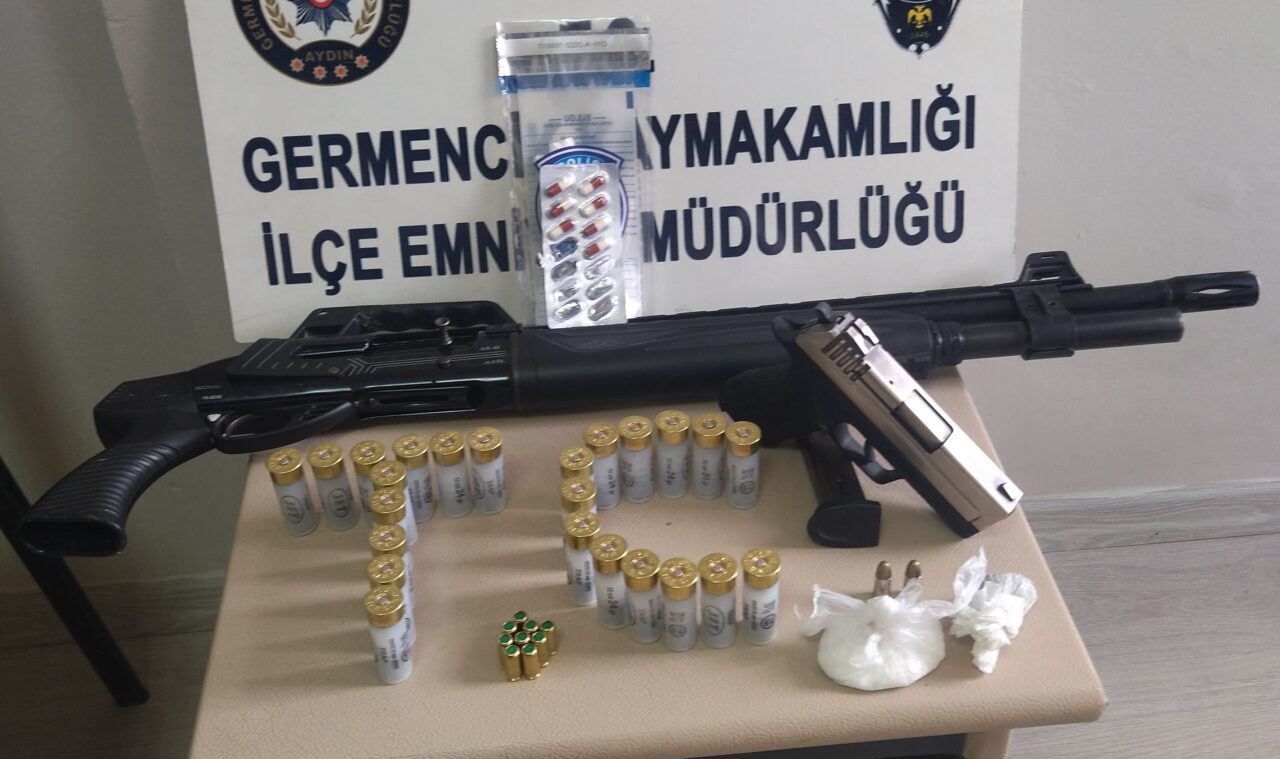 Aydın’ın Germencik ilçesinde uyuşturucu ticareti yapanlara yönelik operasyonda gözaltına alınan