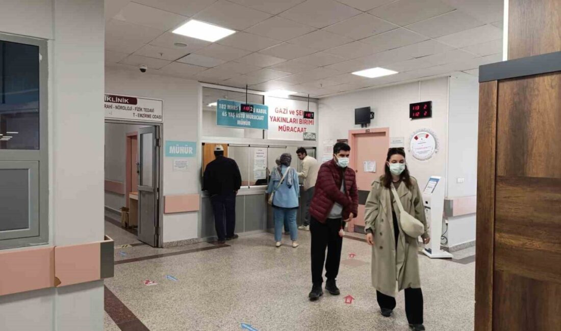 Afyonkarahisar Devlet Hastanesi’nde şehit aileleri ve gazilerin işlemlerini daha rahat