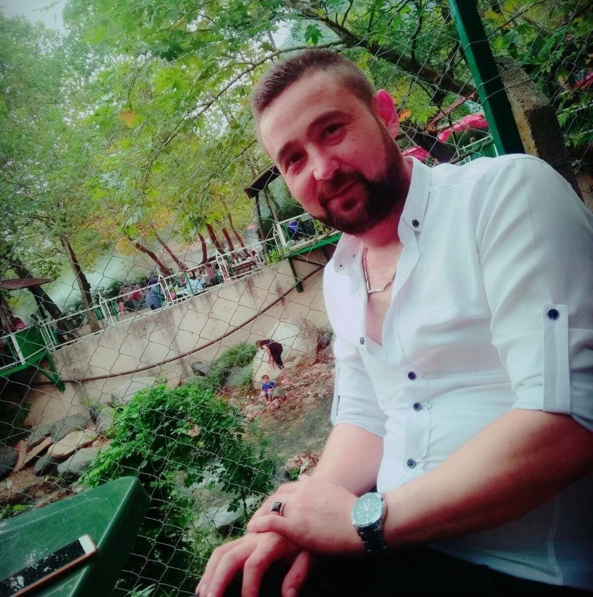 Kütahya’nın Emet ilçesinde aracıyla yaptığı kaza sonrası muayene olduğu hastanede
