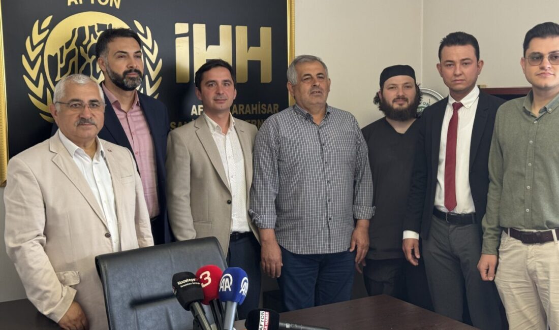 AFYONKARAHİSAR (AA) – İnsan Hak ve Hürriyetleri İnsani Yardım Vakfı