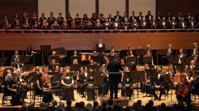 İzmir Devlet Senfoni Orkestrası, 50. konser sezonunu Devlet Çoksesli Korosu