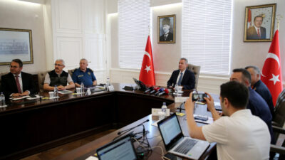 İzmir Valisi Süleyman Elban, orman yangınlarının önlenmesi amacıyla 1 Haziran’dan