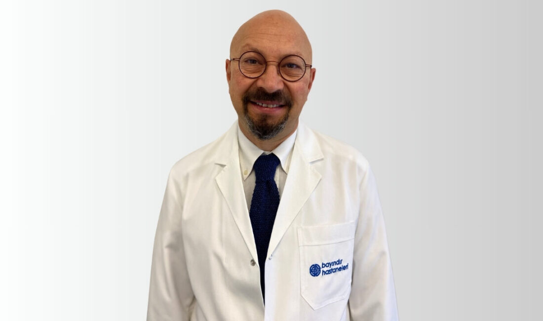 Bayındır Söğütözü Hastanesi Nöroloji Bölüm Başkanı Prof. Dr. Murat Sümer,