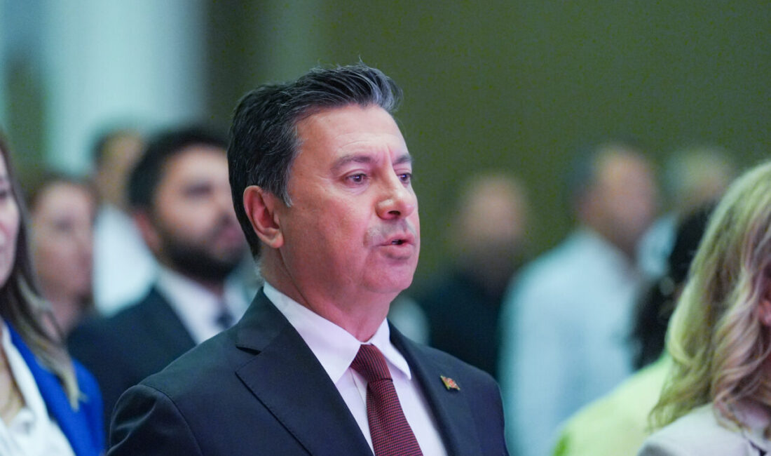 Kıyı Ege Belediyeler Birliği olağan meclis toplantısı, İzmir'de gerçekleştirildi.