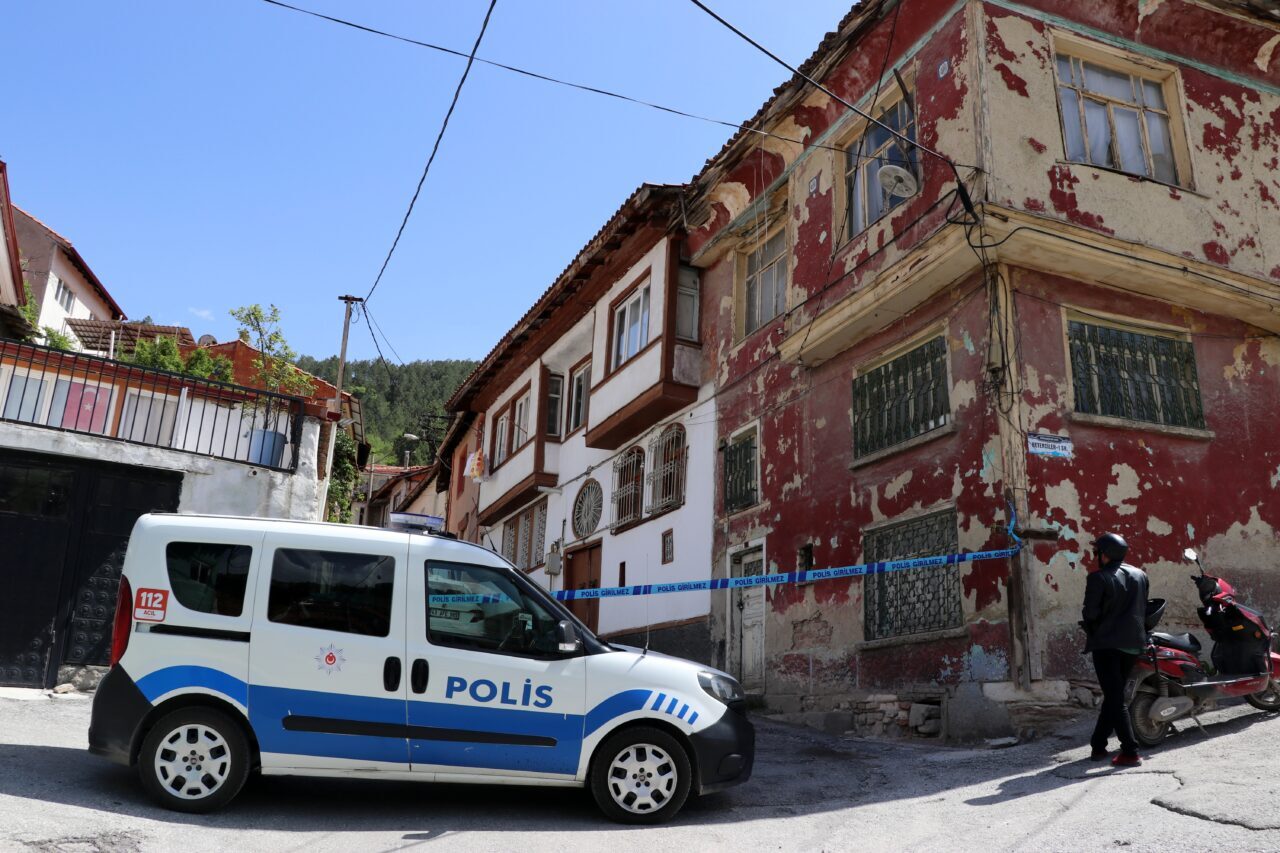 Kütahya'da yaklaşık 1,5 yıl önce dayısı tarafından öldürüldüğü iddia edilen