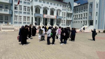 Afyonkarahisar Zübeyde Hanım Kız Mesleki ve Teknik Anadolu Lisesinde "Mesleğimi