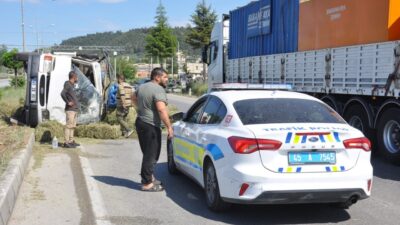 Manisa’nın Salihli ilçesinde refüje çarparak takla atan kamyonetin sürücüsü yaralandı.