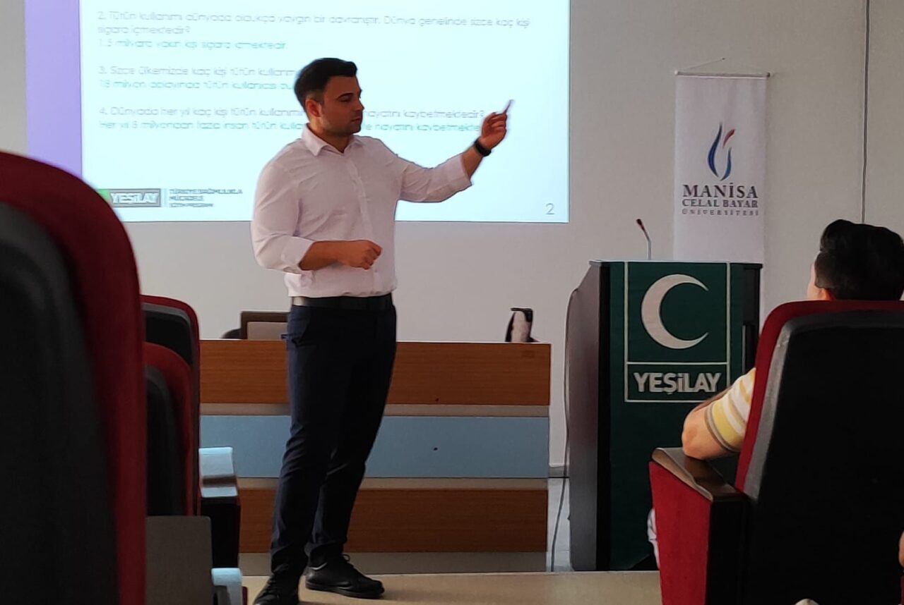 Manisa Celal Bayar Üniversitesinde (MCBÜ), tütün bağımlığıyla mücadele konusunda seminer