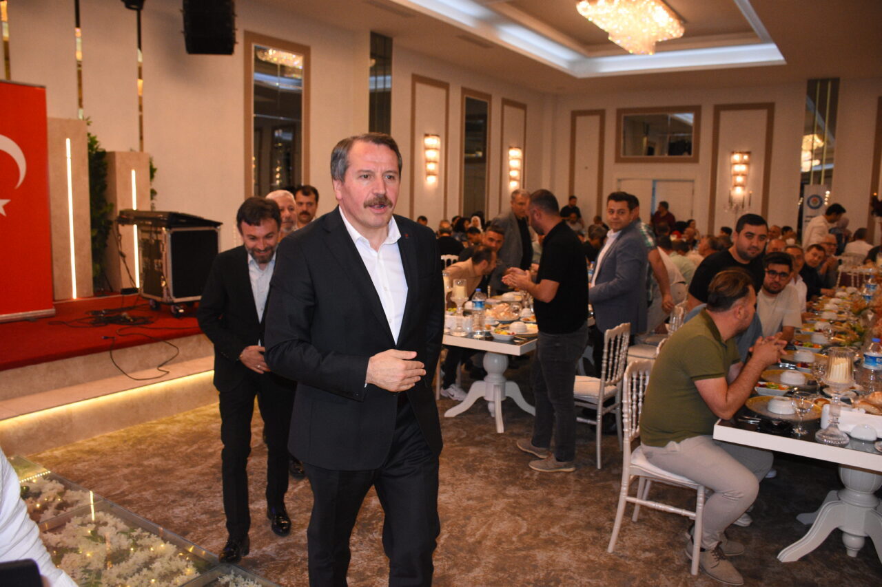 - "(8. Dönem Toplu Sözleşme Görüşmeleri) Taleplerimizi tabandan tavana doğru