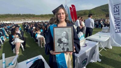 Eskişehir Osmangazi Üniversitesi (ESOGÜ) Mühendislik ve Mimarlık Fakültesi mezuniyet töreninde