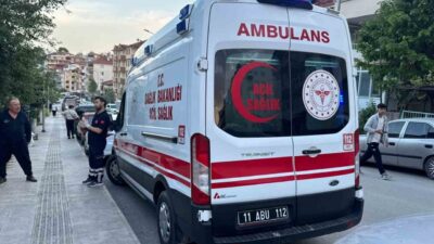 Bilecik’te seyir halindeki motosiklet ile bisikletin çarpışması sonucu meydana gelen