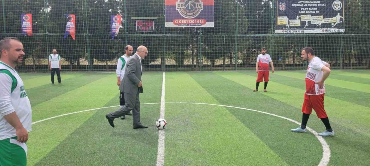 Afyonkarahisar İl Müftülüğü tarafından düzenlenen ve 14 ilçenin katılımıyla gerçekleşen