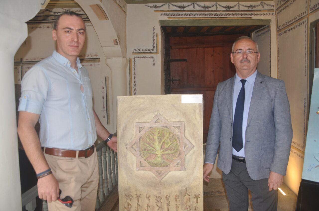 İzmir'in Ödemiş ilçesinde, 8 köşeli "Selçuklu yıldızı" motifinin işlendiği çalışmaların