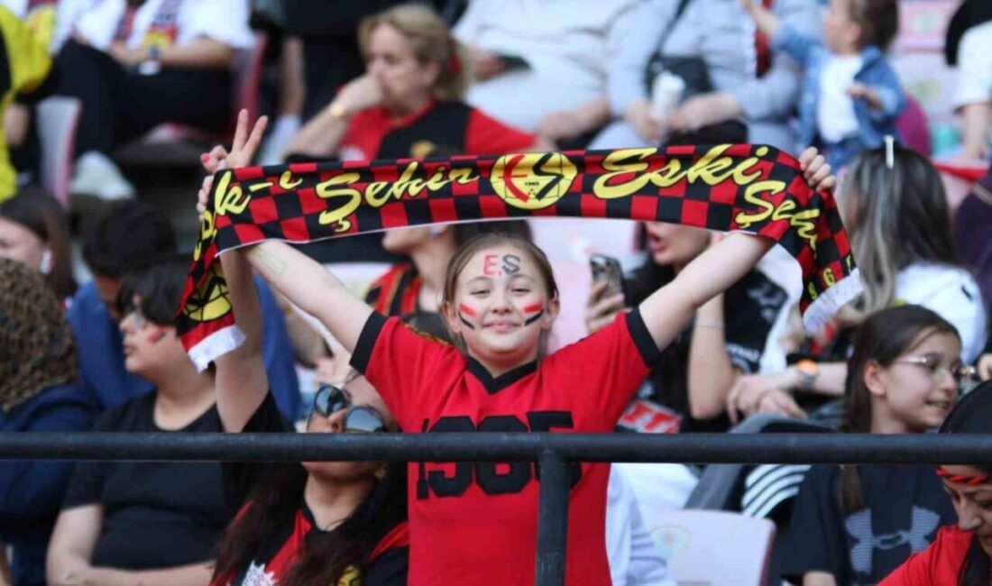 Eskişehirspor’un Bölgesel Amatör Lig’de (BAL) şampiyon olmasının ardından, statta düzenlenen