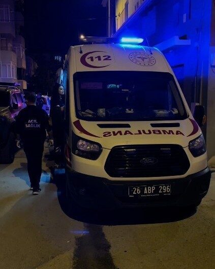 Eskişehir’de çıkan kavgada tabancayla havaya ateş edilmesi sonucunda mermi bir