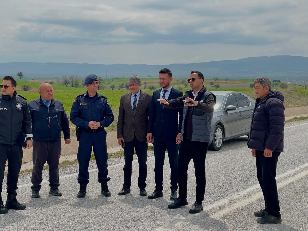 Afyonkarahisar Sinanpaşa Kaymakamı Emrah Aslan, ilçeye bağlı köy ve beldelerde