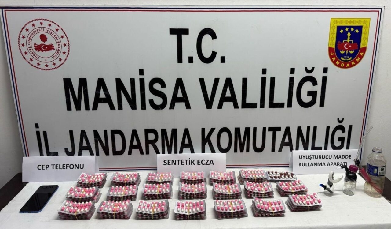Manisa’nın Soma ilçesinde düzenlenen uyuşturucu operasyonunda 1 şüpheli gözaltına alındı.