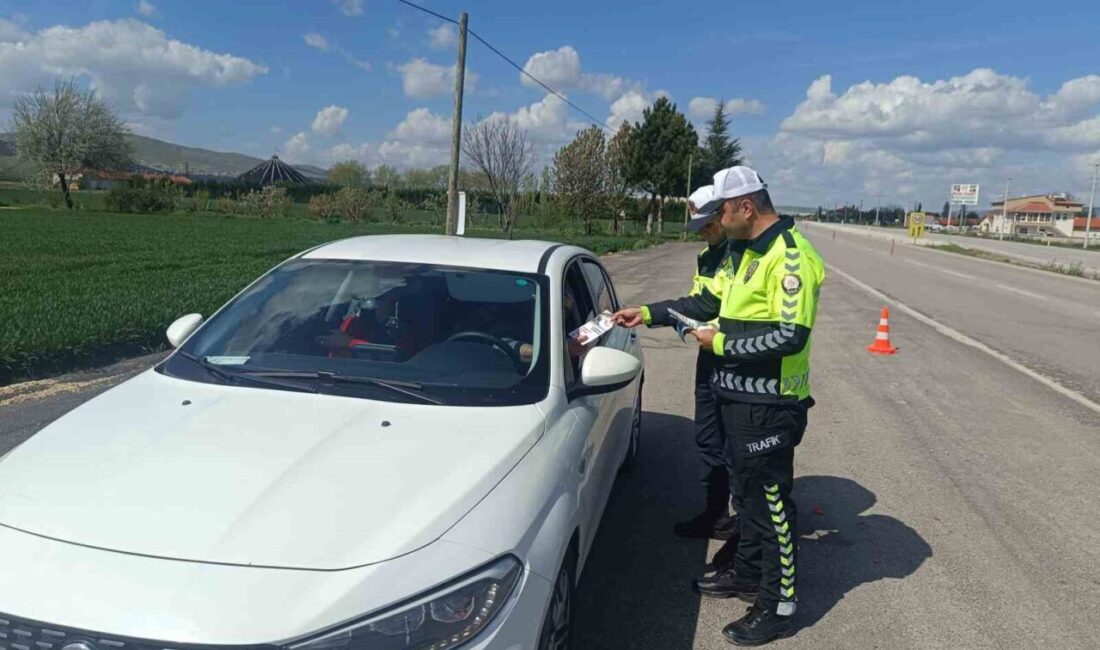 Afyonkarahisar’da Trafik Haftası kapsamında Şuhut İlçe Emniyet Müdürlüğü ve İlçe