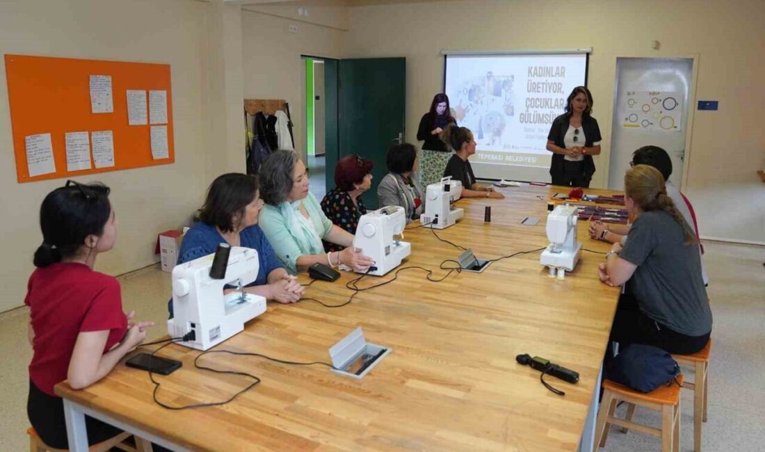 Tepebaşı Belediyesi tarafından hayata geçirilen "Kadınlar Üretiyor, Çocuklar Gülümsüyor" sloganıyla