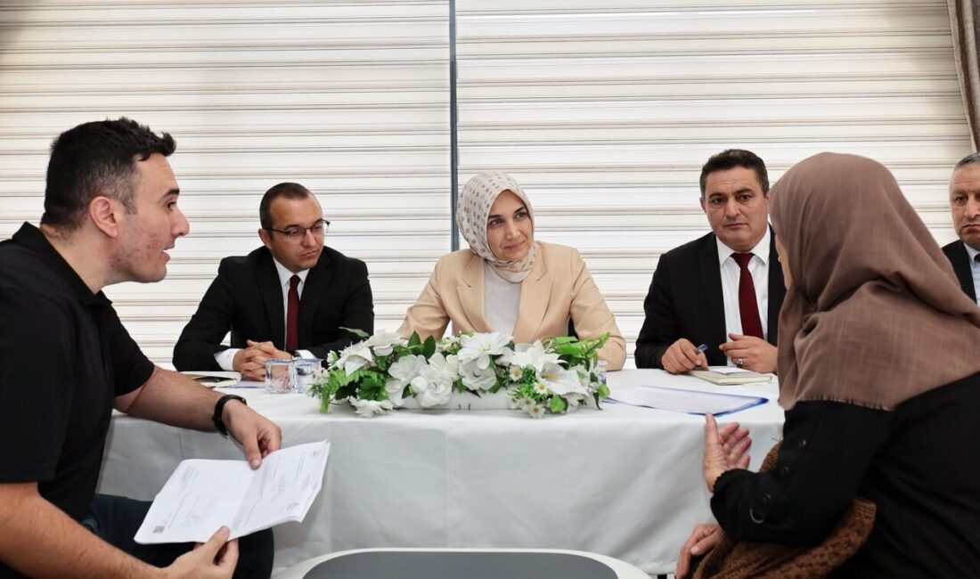 Afyonkarahisar Valisi Doç. Dr. Kübra Güran Yiğitbaşı, Çobanlar ilçesinde düzenlenen