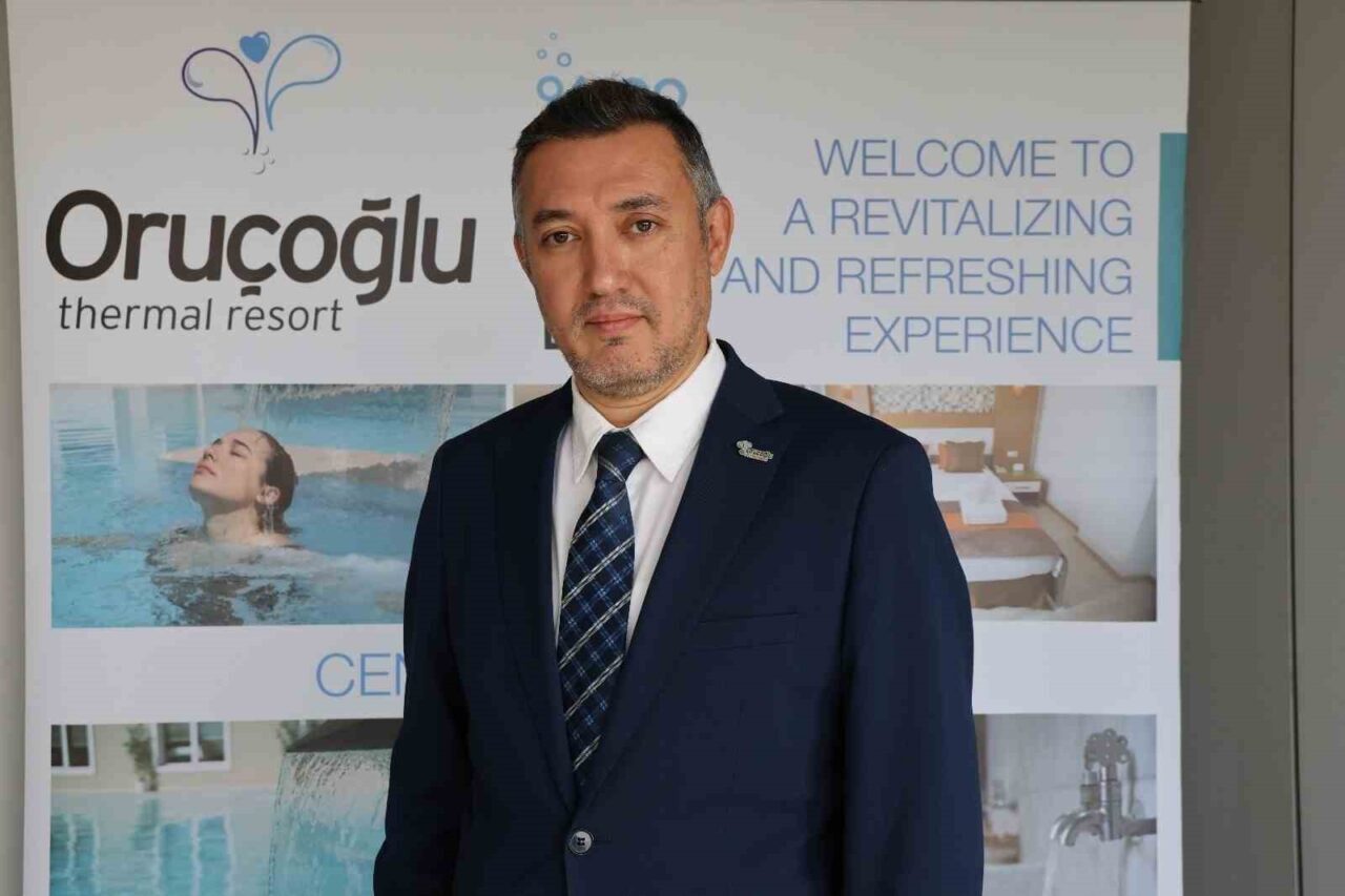 Afyonkarahisar’da konumlanan Oruçoğlu Termal Otel, yaz tatilinde alternatif arayışında olan