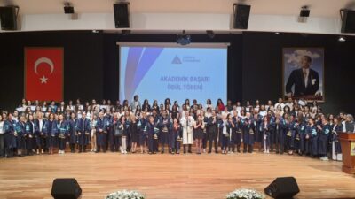 - Yeditepe Üniversitesi Rektörü Prof. Dr. Mehmet Durman:
- Bu tür