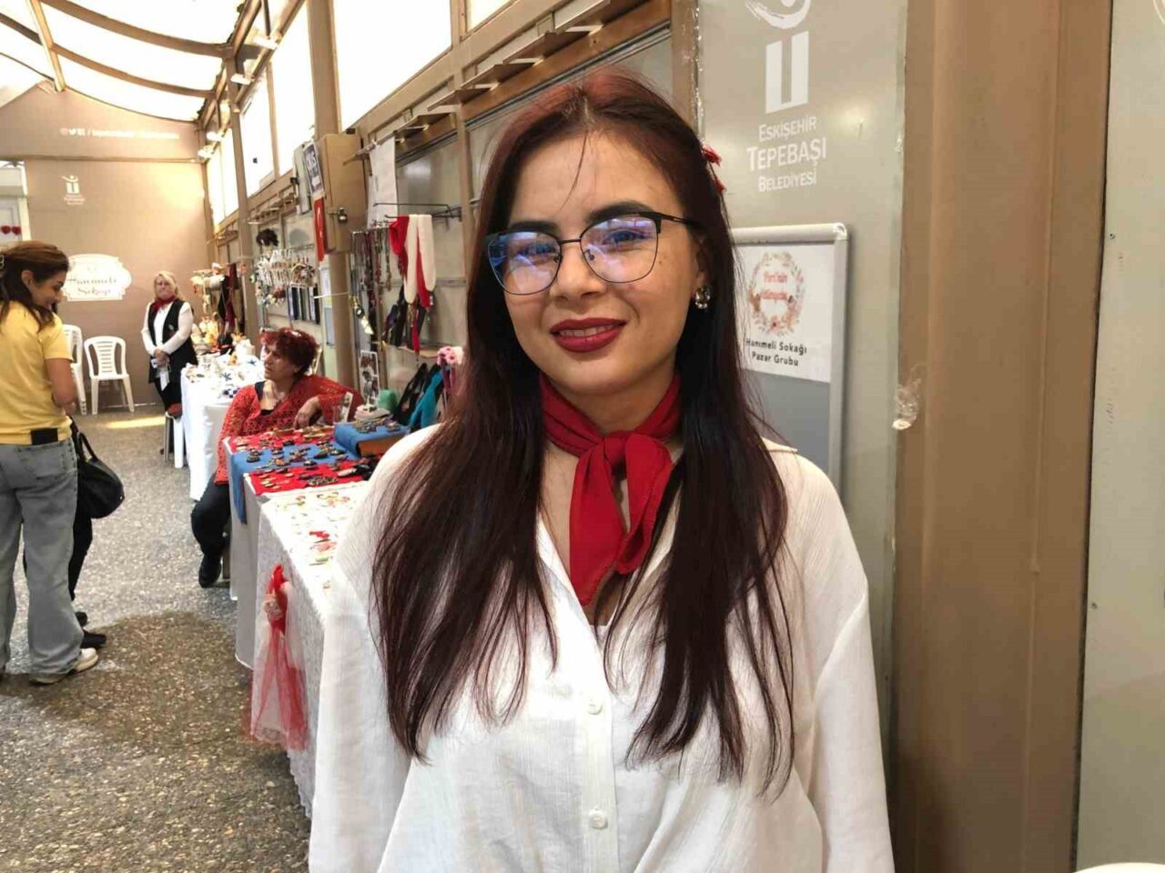 Eskişehir’de yaşayan Türkmenistanlı Roza Serdarowa, Tepebaşı Belediyesi’nin hizmete sunmuş olduğu