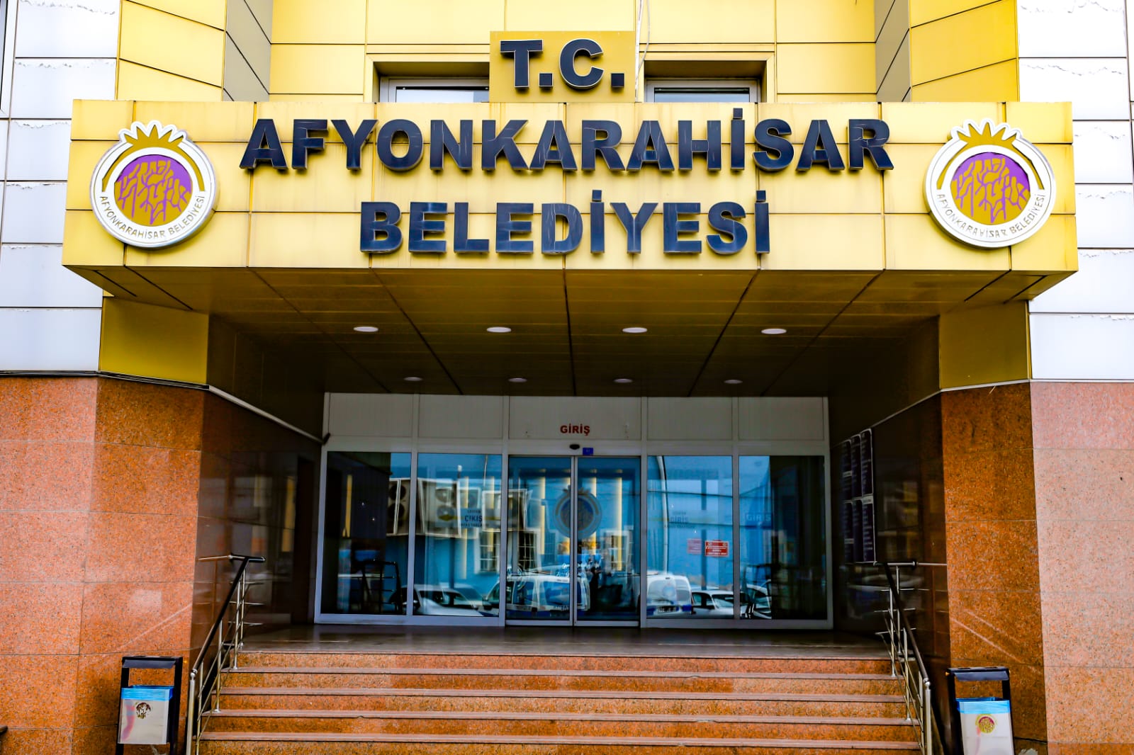 Afyonkarahisar Belediyesi, şehir merkezindeki trafik yoğunluğunu azaltmak ve ulaşımda düzeni