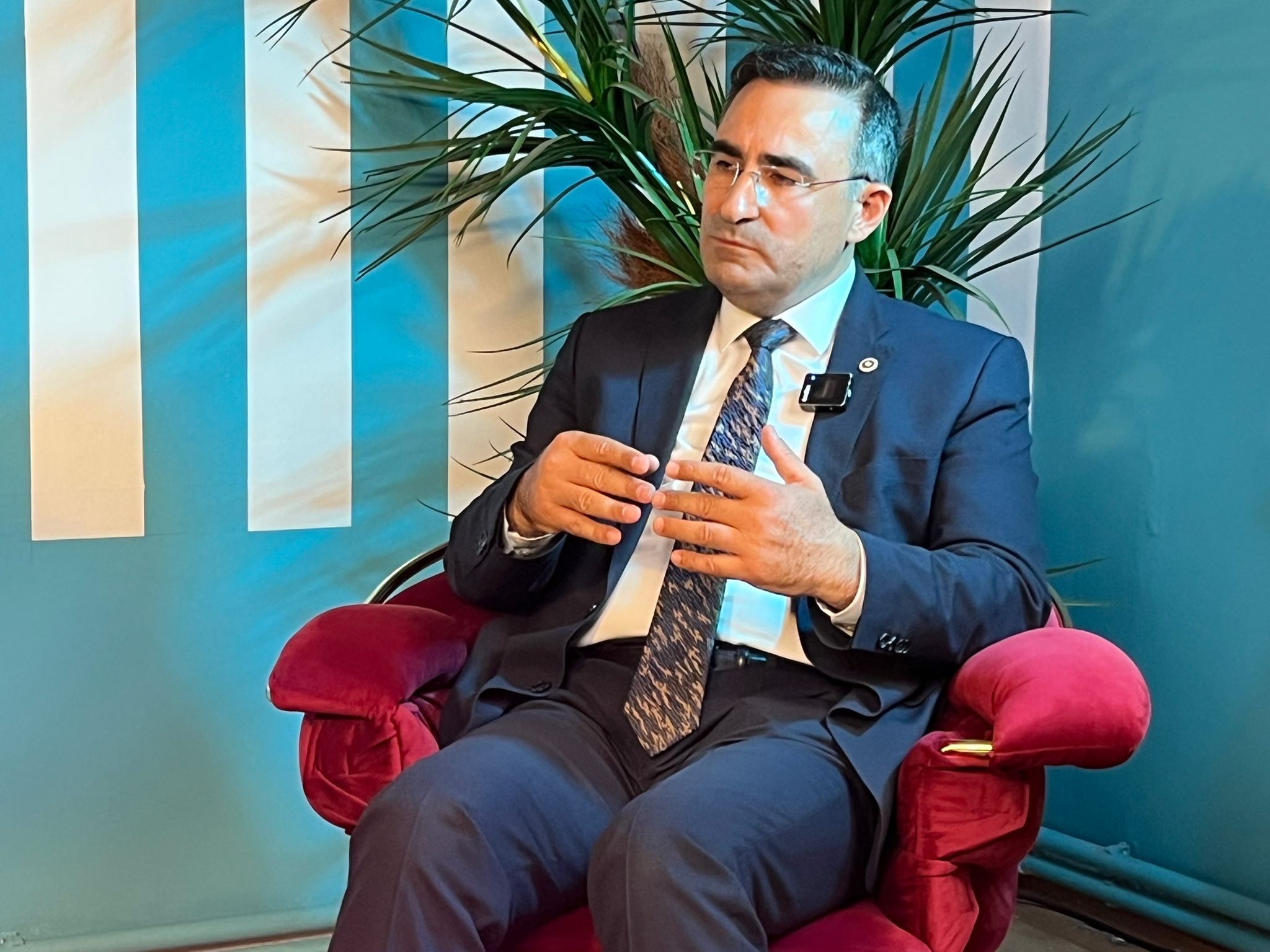 AK Parti Afyonkarahisar Milletvekili Dr. Hasan Arslan, katıldığı bir televizyon