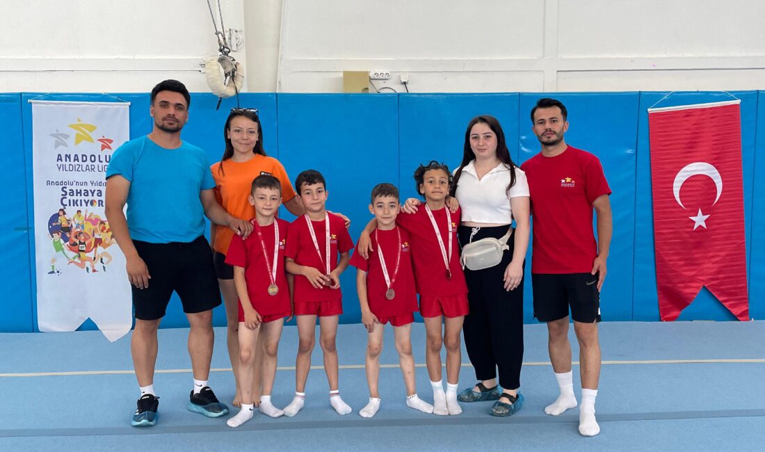 Afyonkarahisar sporcuları, Anadolu Yıldızlar Ligi (ANALİG) kapsamında düzenlenen artistik cimnastik,