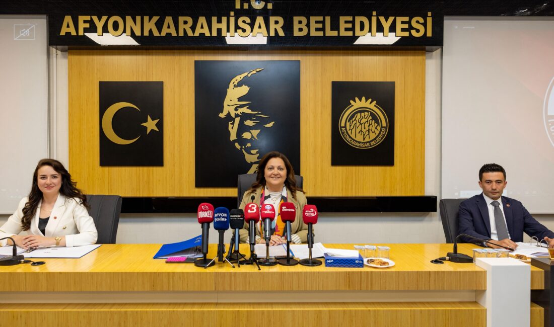 Afyonkarahisar Belediyesi’nin Haziran ayı olağan meclis toplantısı, Belediye Başkanı Burcu