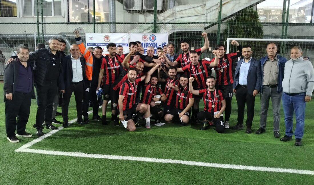 
1 Mayıs Emek ve Dayanışma Günü kapsamında Türk-İş’e bağlı Devlet