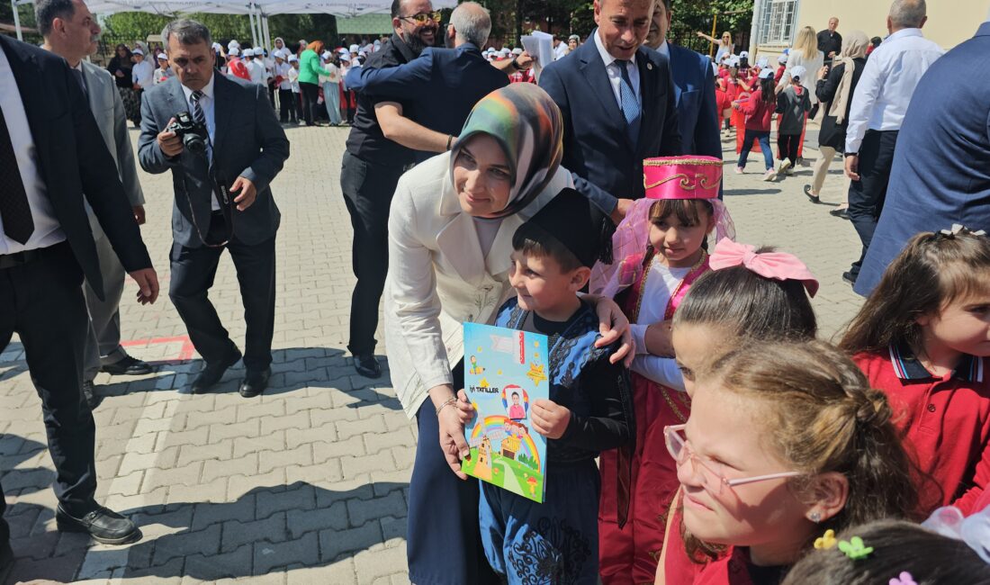 “Ekranda değil, hayatın içinde olun” Afyonkarahisar’da yaklaşık 143 bin öğrenci