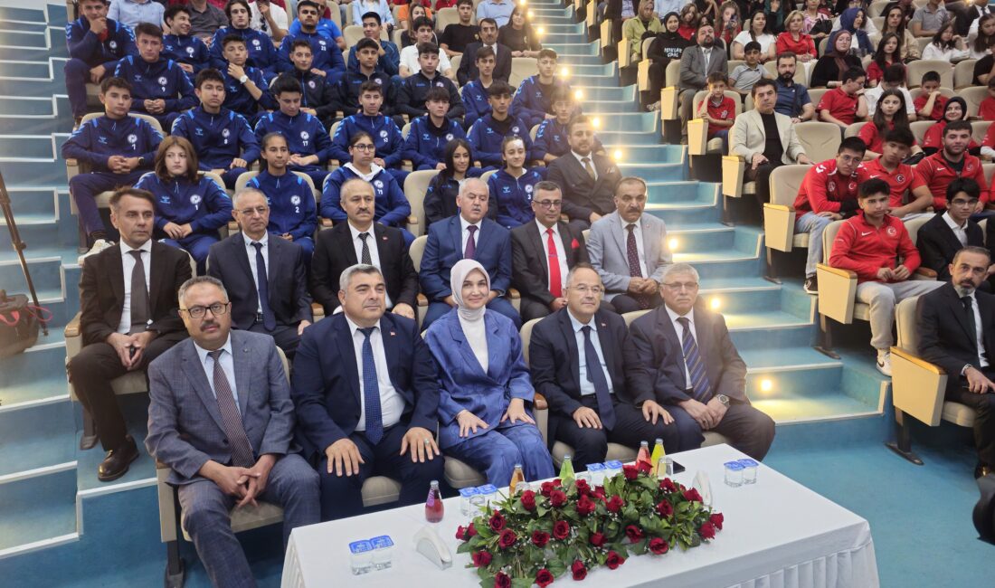 Afyonkarahisar’da İl Milli Eğitim Müdürlüğü tarafından spor, proje, akademik, sosyal