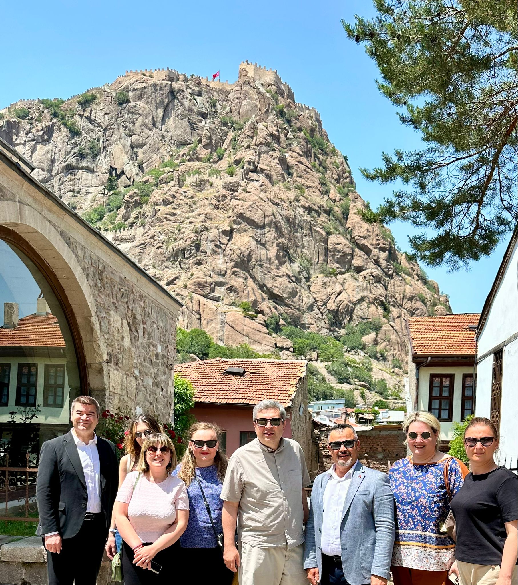 Konya ve İstanbul’dan sonra Afyonkarahisar’a gelen Gürcistan Türkiye Büyükelçisi Archil