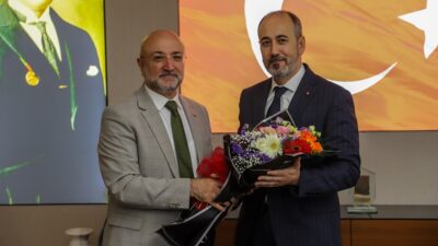 AK Parti Afyonkarahisar İl Başkanı Turgay Şahin, beraberindeki heyetle birlikte